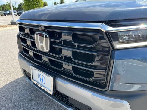Used 2026 Honda Pilot Elite image 16