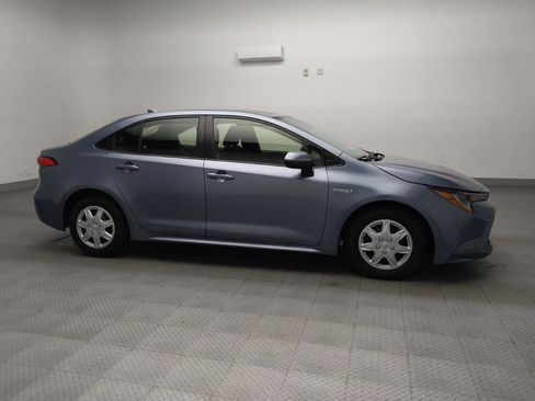Used 2021 Toyota Corolla LE FWD image 11