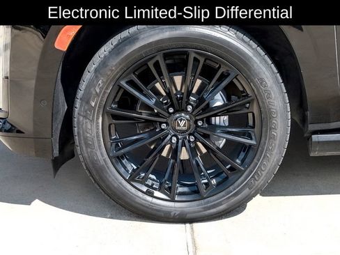 Used 2022 Cadillac Escalade ESV Sport w/ Touring Package RWD image 10