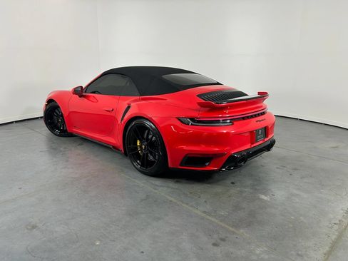Certified 2025 Porsche 911 Turbo AWD/4WD image 3