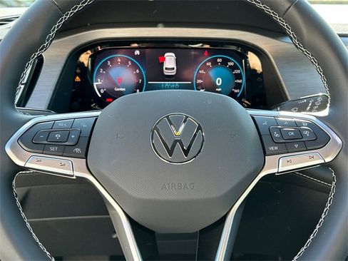 New 2026 Volkswagen Atlas Cross Sport SE image 11