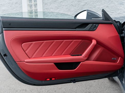 Used 2026 Porsche 911 Carrera GTS image 24