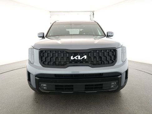 Used 2024 Kia Telluride SX Prestige X-Pro image 2