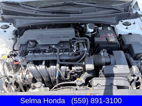Used 2024 Hyundai Elantra Limited FWD image 26