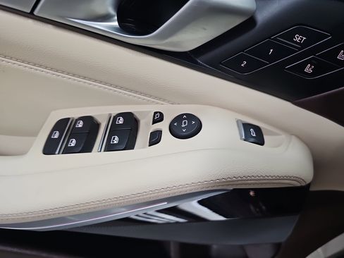 Used 2019 BMW X5 xDrive50i w/ Executive Package image 30