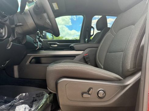 Used 2025 RAM 1500 Big Horn AWD/4WD image 19