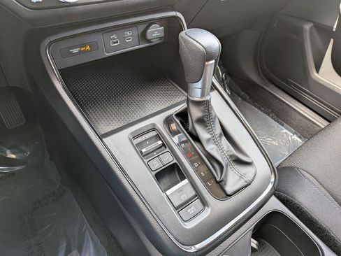 Certified 2025 Honda CR-V EX image 22