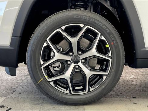 New 2026 Jeep Compass Limited image 14