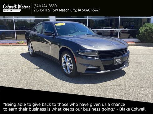 Used 2023 Dodge Charger SXT AWD/4WD image 1