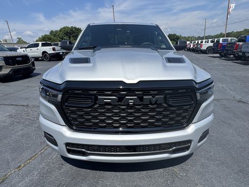 New 2026 RAM 1500 Express AWD/4WD image 3