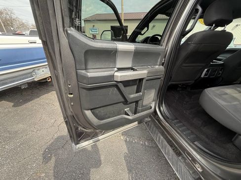 Used 2015 Ford F150 XLT w/ Equipment Group 302A Luxury image 21