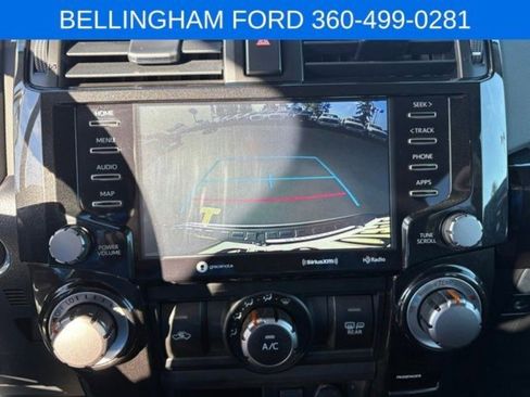 Used 2024 Toyota 4Runner TRD Off-Road image 28