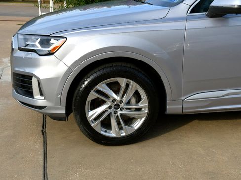 Used 2021 Audi Q7 3.0T Premium Plus image 4