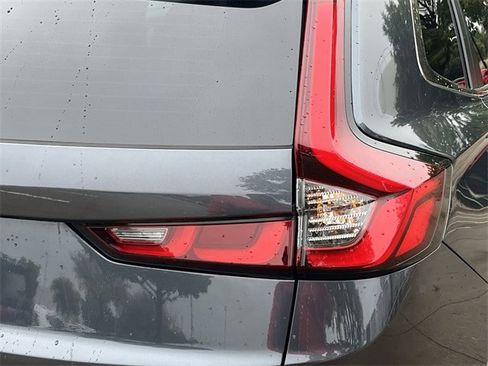 Used 2024 Honda CR-V EX-L image 7