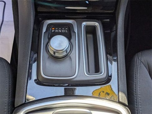 Used 2023 Chrysler 300 Touring image 17