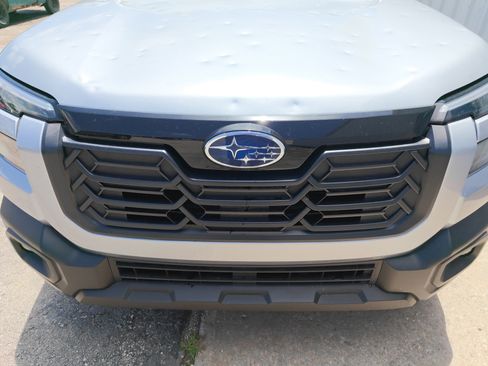 Used 2026 Subaru Outback Premium AWD/4WD image 5