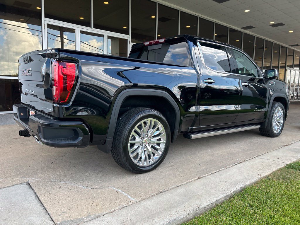Used 2026 GMC Sierra 1500 Denali w/ Technology Package AWD/4WD image 7
