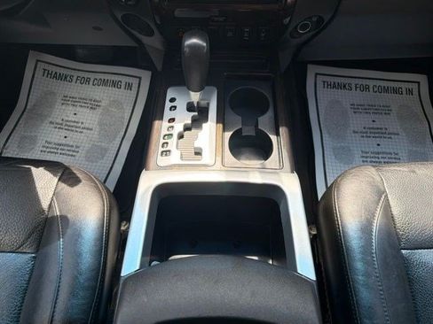 Used 2014 Nissan Titan SL AWD/4WD image 25