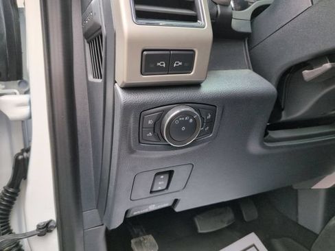Certified 2022 Ford F250 Lariat w/ Lariat Value Package AWD/4WD image 13