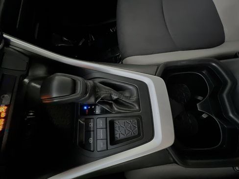 Used 2019 Toyota RAV4 XLE image 25