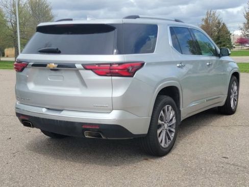 Used 2022 Chevrolet Traverse Premier AWD/4WD image 4