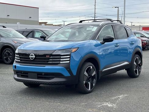 New 2026 Nissan Kicks SR w/ Illumination Package AWD/4WD image 2