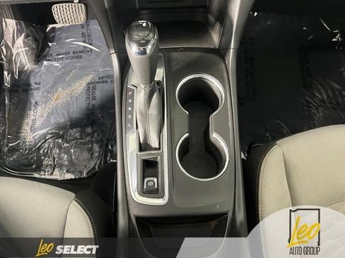 Used 2019 Chevrolet Equinox LS w/ LS Convenience Package FWD image 20