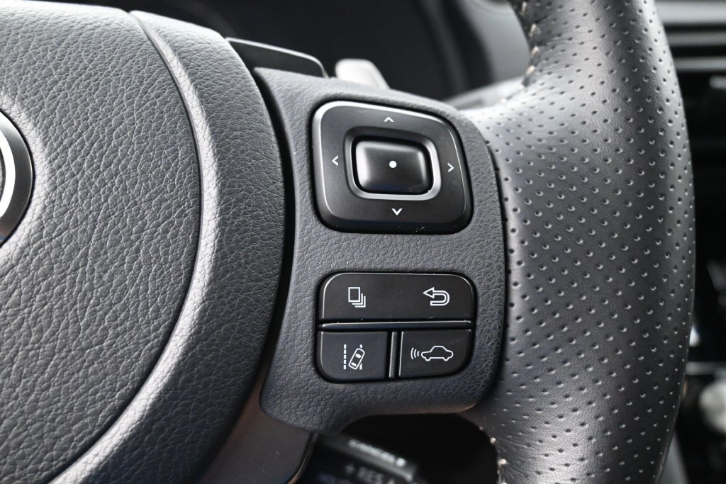 Used 2023 Lexus IS 350 F Sport w/ Memory Package RWD image 22