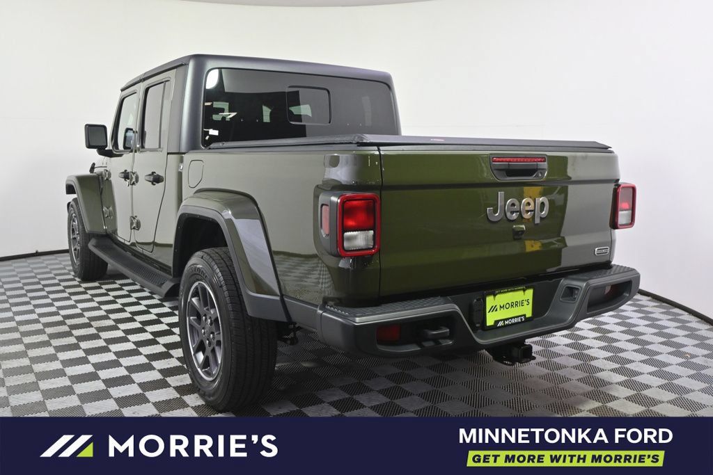Used 2022 Jeep Gladiator Overland w/ Popular Equipment Package AWD/4WD image 4