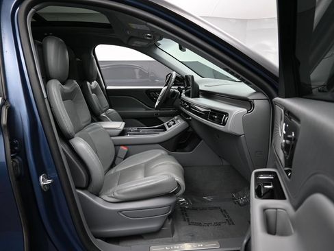 Used 2020 Lincoln Aviator Reserve w/ Equipment Group 201A AWD/4WD image 29