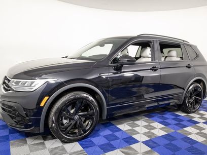 Used 2024 Volkswagen Tiguan SE R-Line