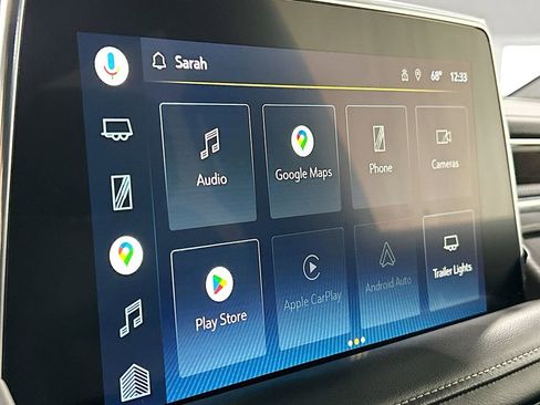 Used 2022 Chevrolet Suburban Premier image 15