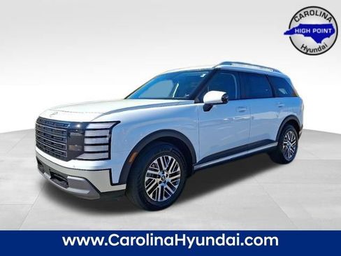 New 2026 Hyundai Palisade SEL image 2