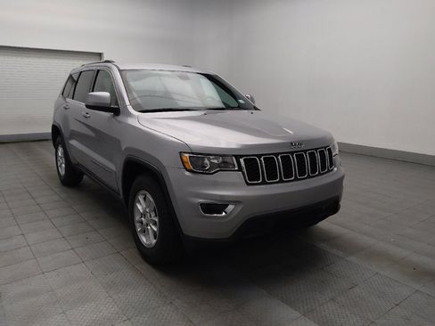 Used 2018 Jeep Grand Cherokee Laredo RWD image 13