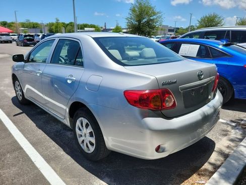 Used 2009 Toyota Corolla LE FWD image 4