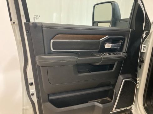 Used 2024 RAM 2500 Laramie image 9