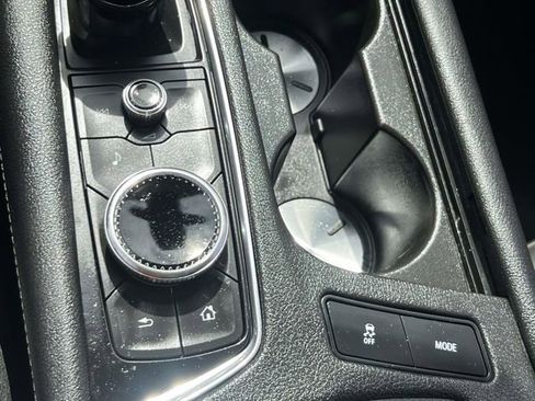 Used 2023 Cadillac XT6 Luxury image 32