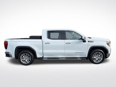 Used 2022 GMC Sierra 1500 SLT w/ SLT Convenience Package AWD/4WD image 2