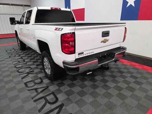 Used 2016 Chevrolet Silverado 2500 LT w/ LT Convenience Package image 12