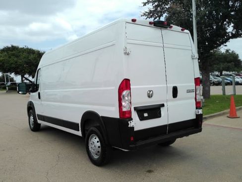 Used 2023 RAM ProMaster 2500 FWD image 16