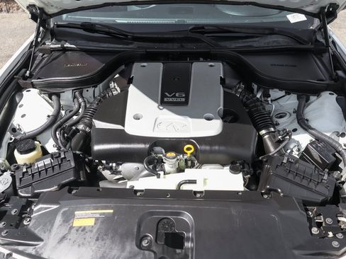 Used 2015 INFINITI Q60 Sport Limited image 11