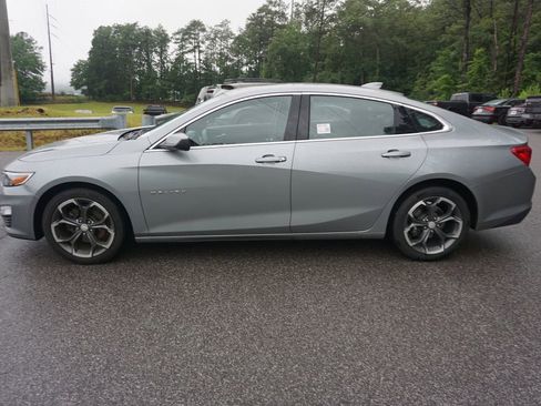 Used 2023 Chevrolet Malibu LT FWD image 17