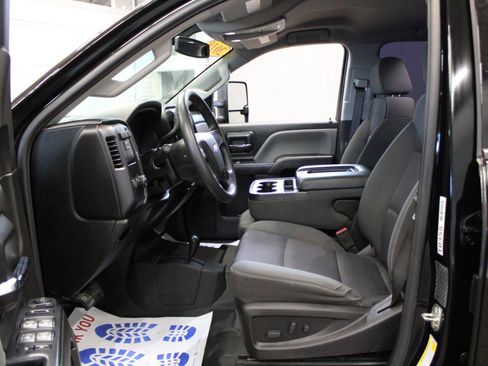 Used 2018 Chevrolet Silverado 3500 W/T w/ WT Fleet Convenience Package image 8