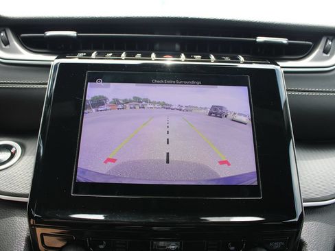 Used 2024 Jeep Grand Cherokee Altitude AWD/4WD image 56