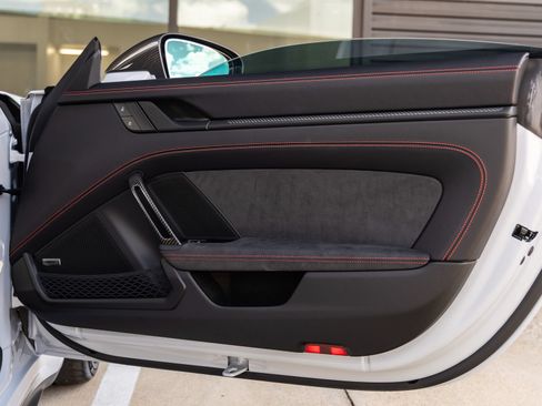 Certified 2026 Porsche 911 GT3 RWD image 56