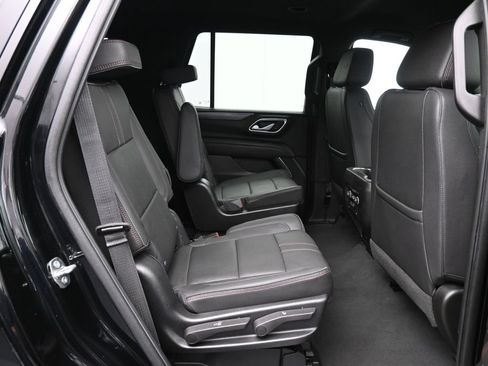 Used 2022 Chevrolet Tahoe RST w/ Luxury Package AWD/4WD image 27