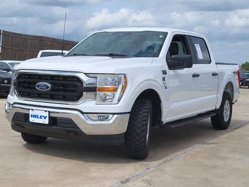Used 2021 Ford F150 XLT w/ Trailer Tow Package AWD/4WD image 2