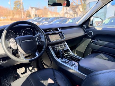 Used 2016 Land Rover Range Rover Sport HSE image 25