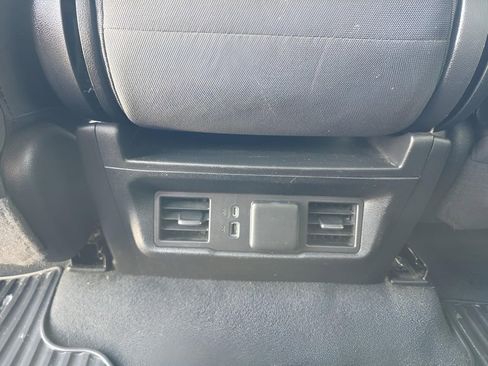 Used 2022 Chevrolet Silverado 1500 LT image 27