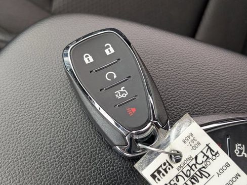 Used 2024 Chevrolet Malibu RS FWD image 27